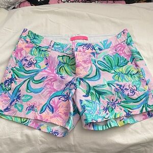 Lily Floral Patterned Women's Shorts